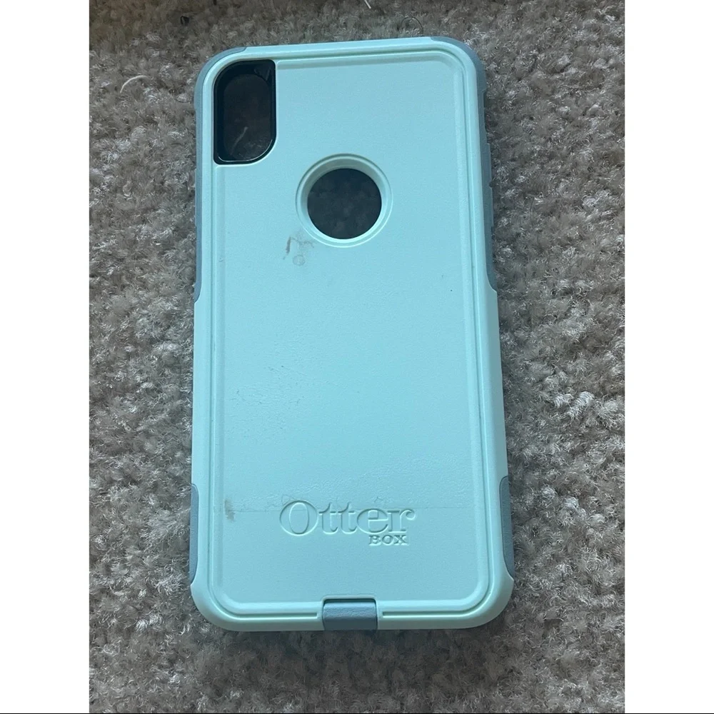 iPhone case - Picture 1 of 1